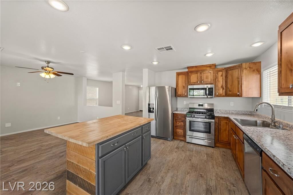 Property Photo:  5304 Country Retreat Court  NV 89131 