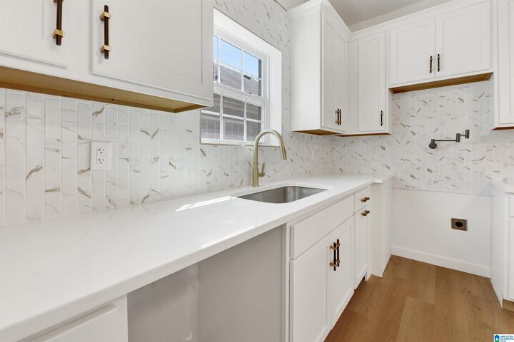 Property Photo:  4796 Longmeadow Drive  AL 35022 