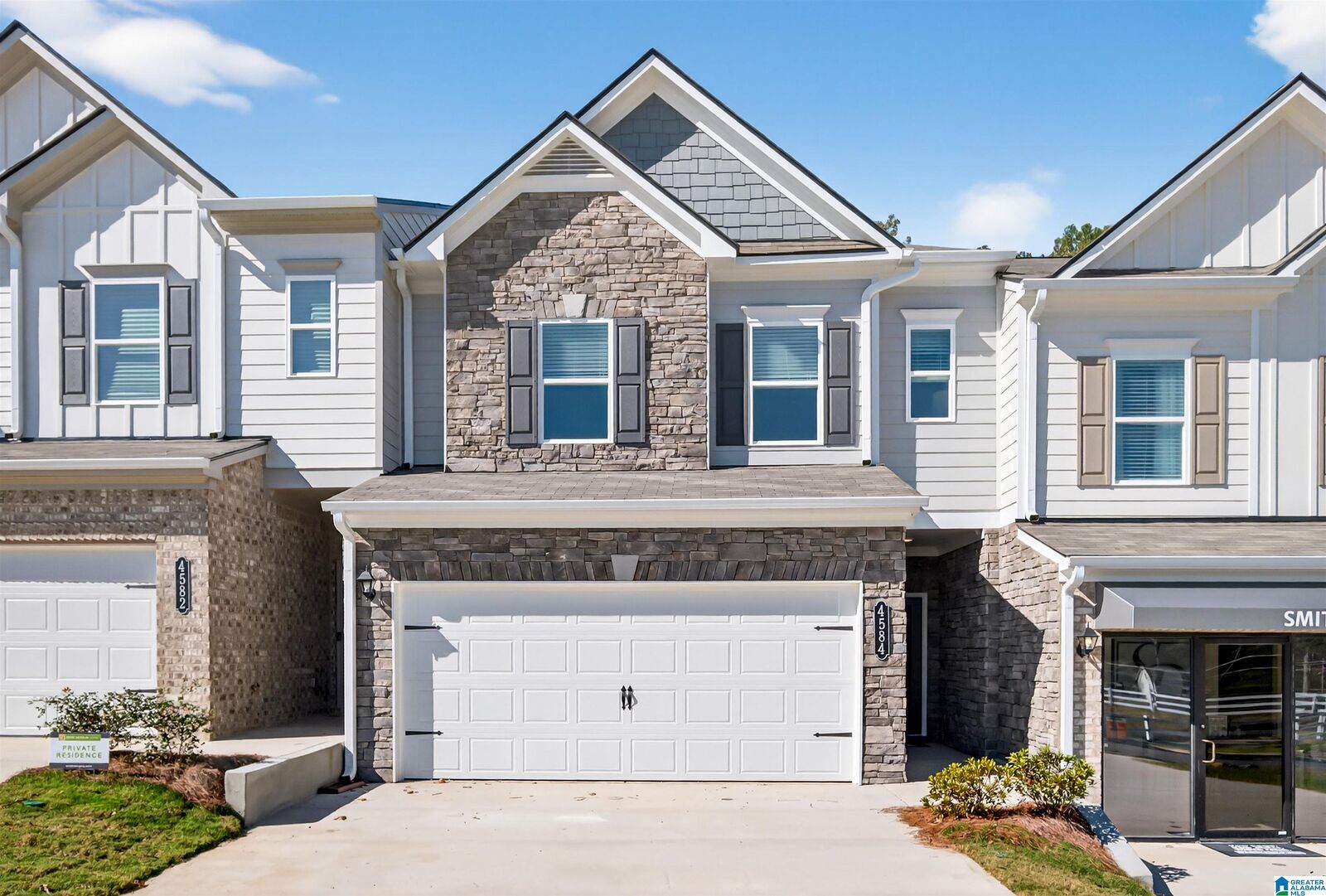 Property Photo:  4519 Village Springs Square 8  AL 35068 