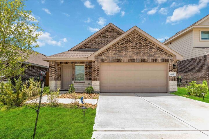 Property Photo:  4937 Blue Beetle Ridge Drive  TX 77493 