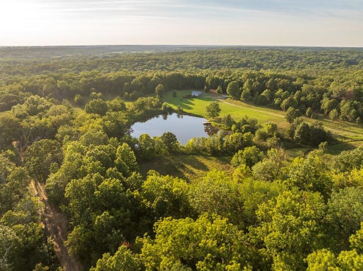 Property Photo: 1085 NW 501 Road MO 64776