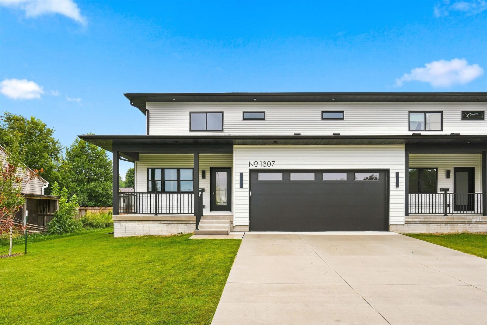 Property Photo: 1307 W 19th Street IA 50613