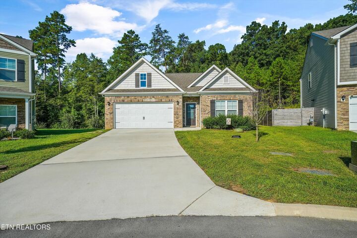 Property Photo: 553 Robotic Lane TN 37920