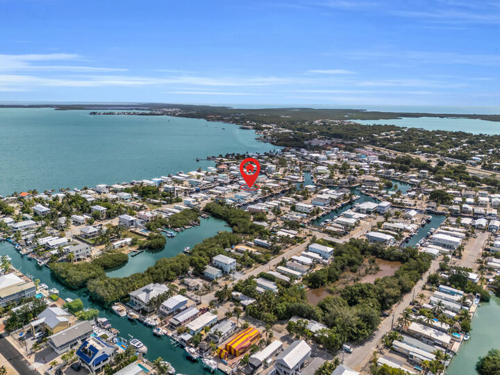 Property Photo:  714 Garden State Lane  FL 33037 