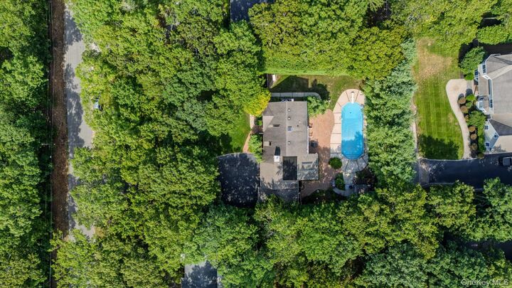 Property Photo: 10 W Landing Road NY 11946