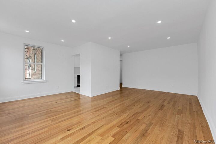 Property Photo:  66-33 Yellowstone Boulevard 5D  NY 11375 