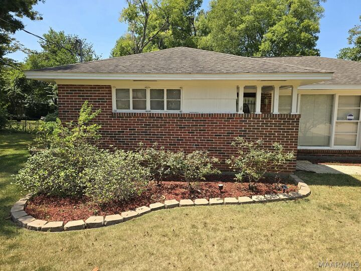 Property Photo: 631 Hillman Street AL 36109