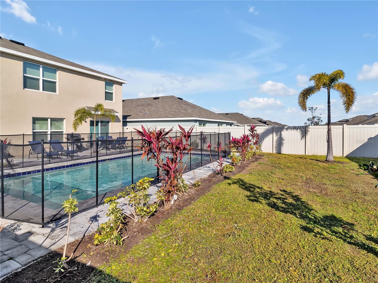 Property Photo:  16762 Sunburst Lake Street  FL 33598 
