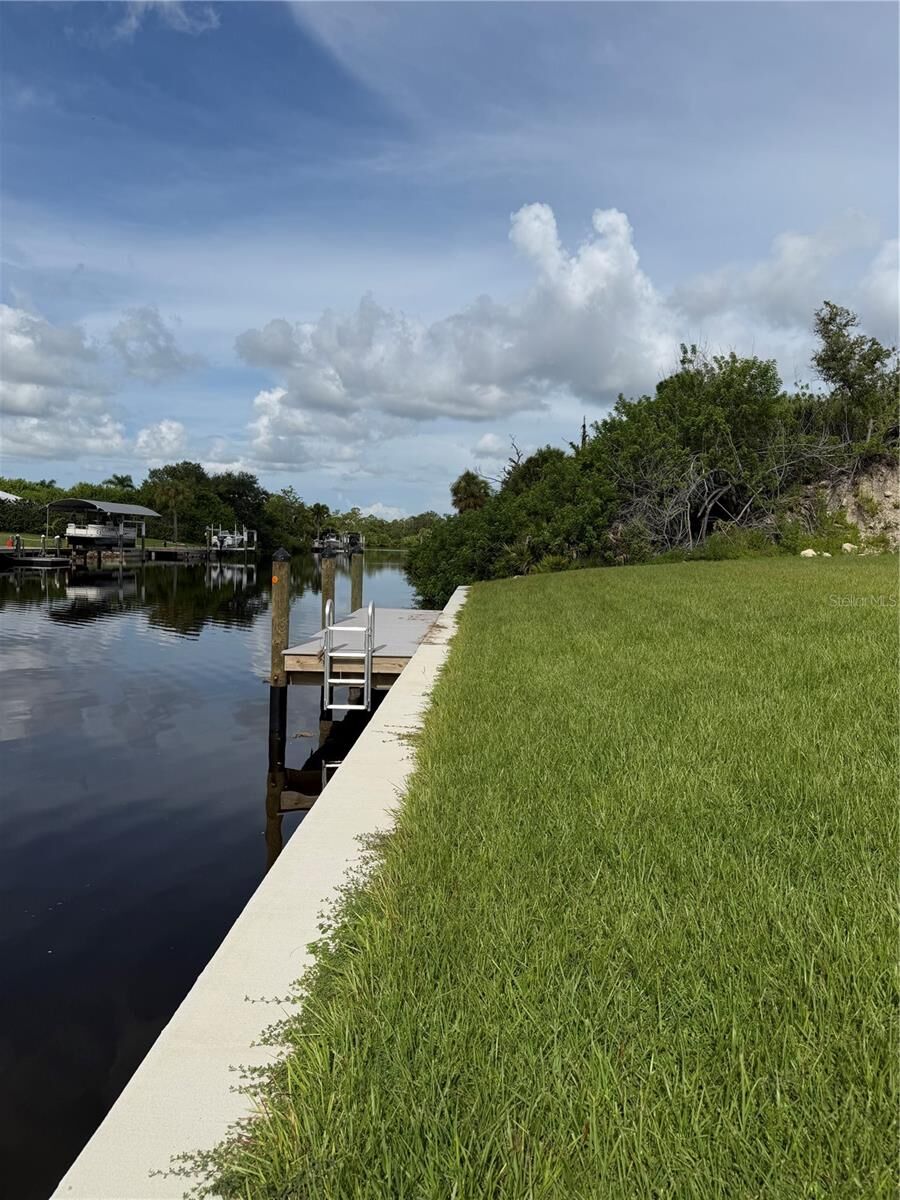 Property Photo:  3588 Como Street  FL 33948 