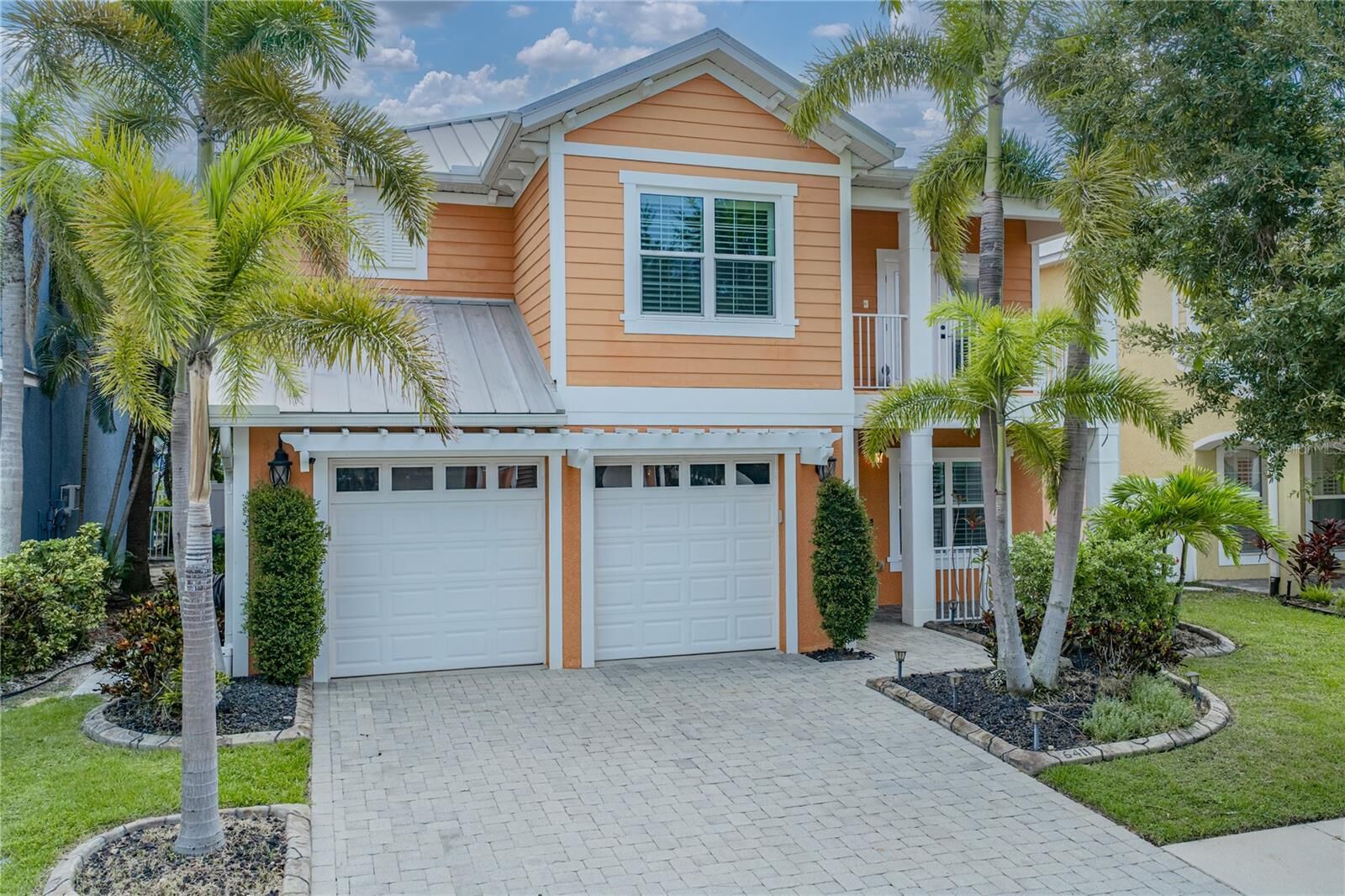 Property Photo: 6411 Grenada Island Avenue FL 33572