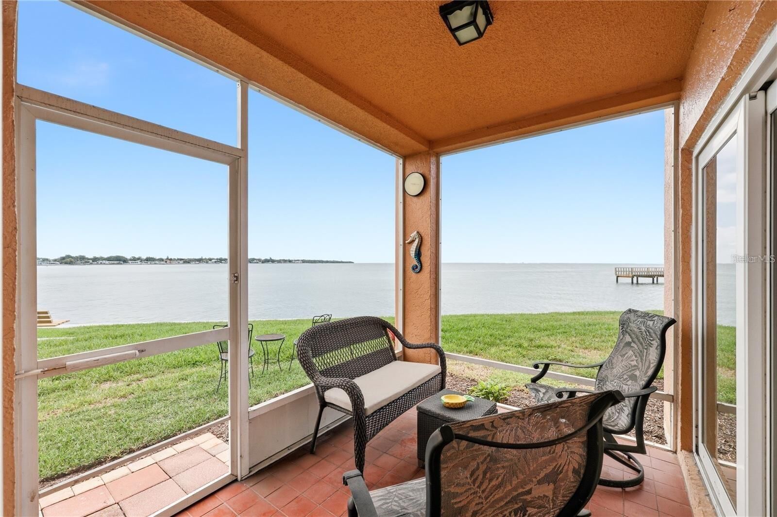 Property Photo:  7400 Sunshine Skyway Lane S 111  FL 33711 