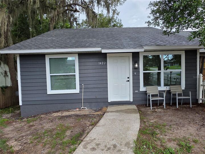 Property Photo: 1422 Plymouth Avenue FL 32757