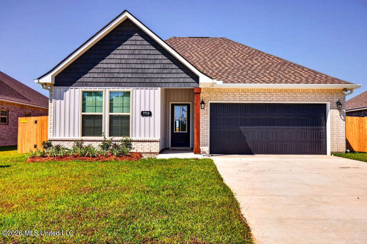 Property Photo:  7719 Claymont Circle  MS 39564 