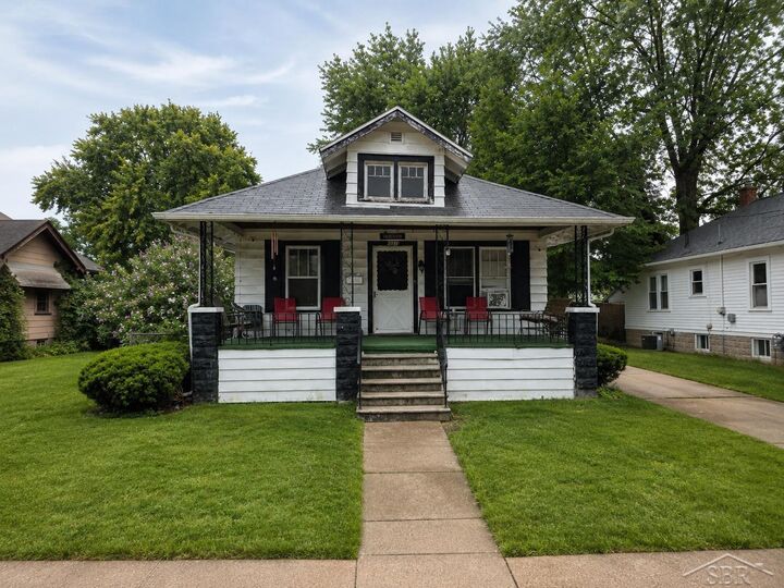 Property Photo: 2913 Congress Street MI 48602