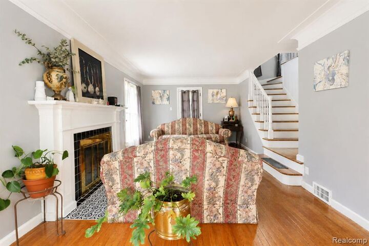 Property Photo: 10436 Roxbury Street MI 48224 2400