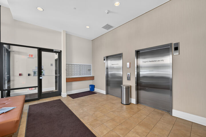 Property Photo: 50 N Northwest Highway 204 IL 60068
