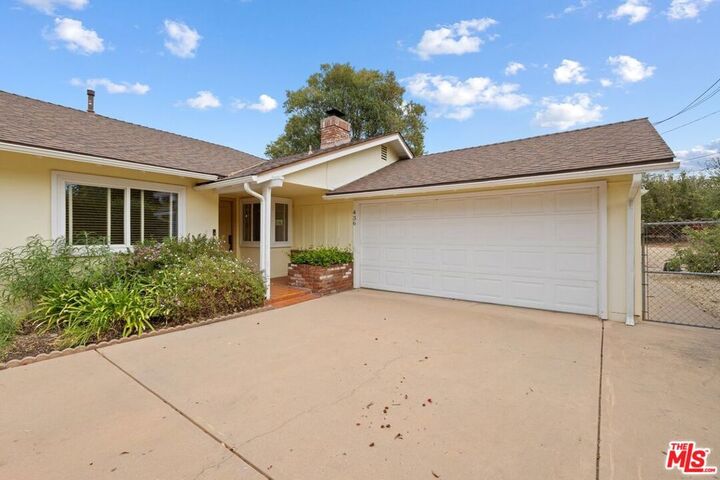 Property Photo:  436 Via Roma  CA 93110 