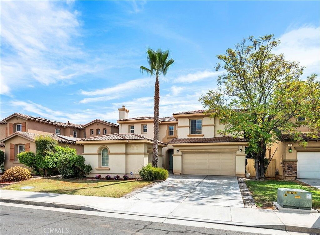 Property Photo:  19 Plaza Lucerna  CA 92532 