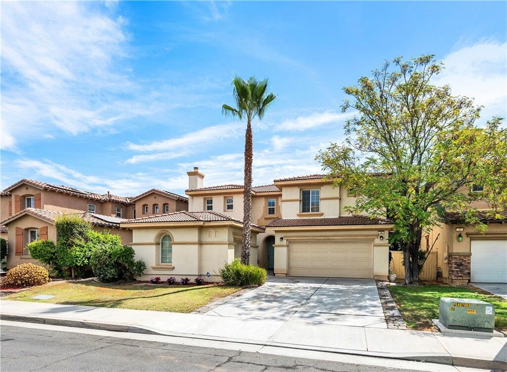 Property Photo:  19 Plaza Lucerna  CA 92532 