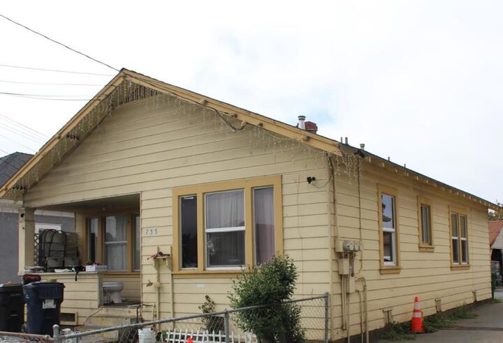 Property Photo:  735 Rodriguez Street  CA 95076 