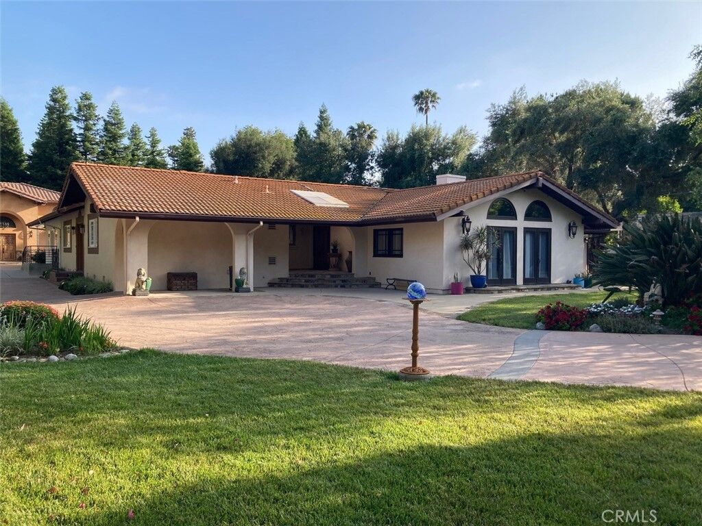 Property Photo:  23254 Hatteras  CA 91367 