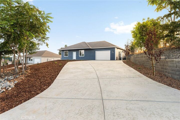 Property Photo:  5825 Golden Oaks Road  CA 95969 