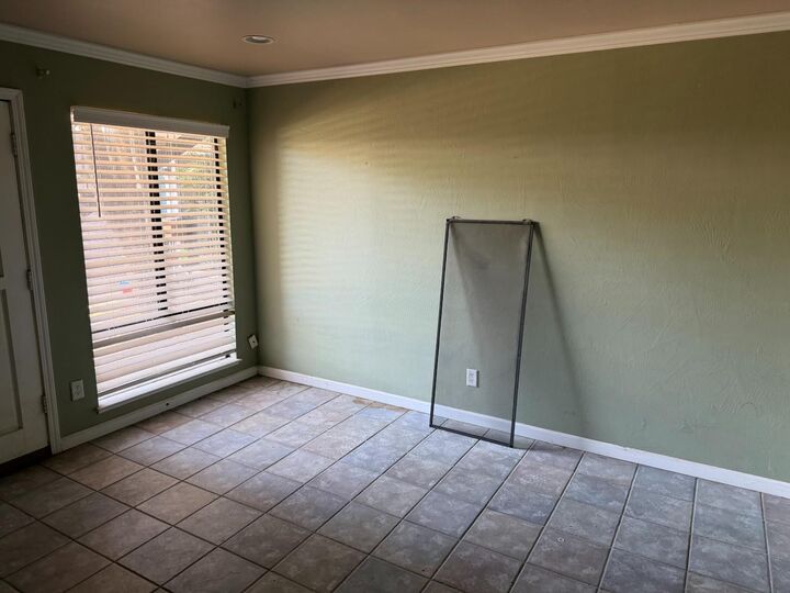Property Photo:  1326 Oak Terrace Court 15  CA 95825 