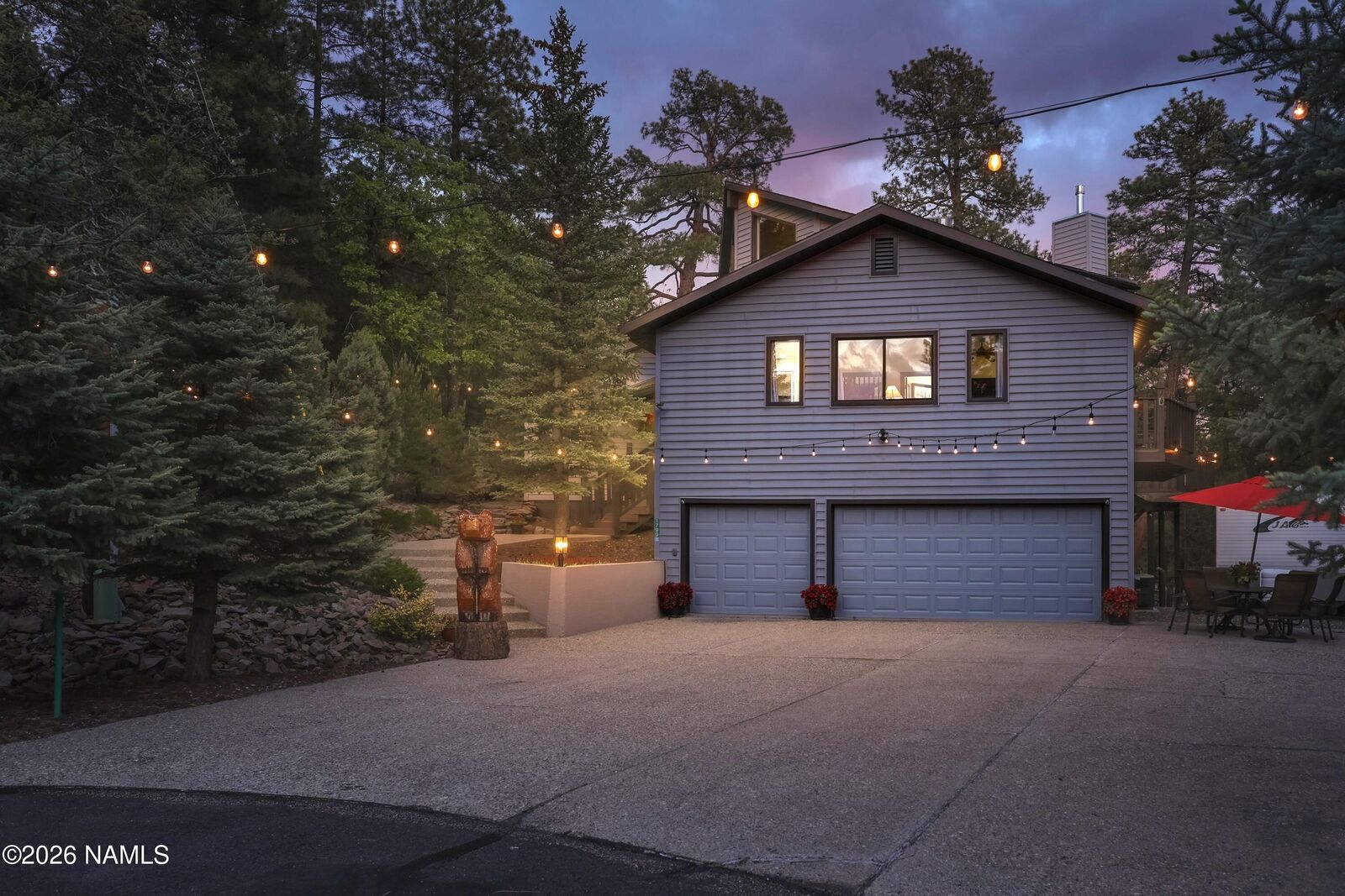 Property Photo: 17998 S Green Mountain Place AZ 86017