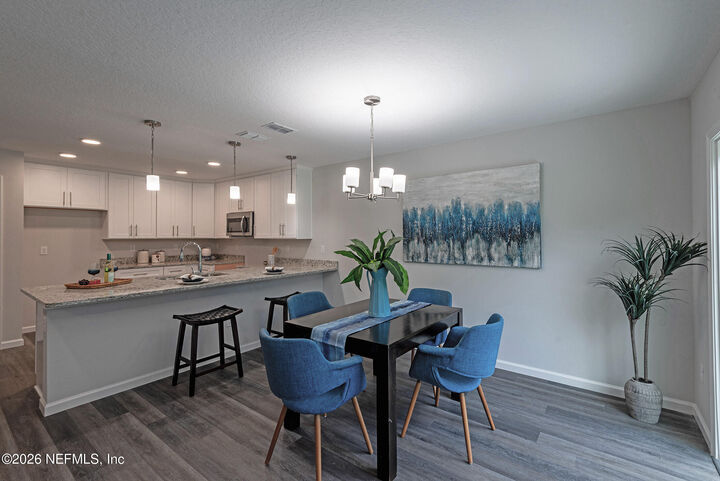 Property Photo: 5233 Alpha Avenue FL 32205