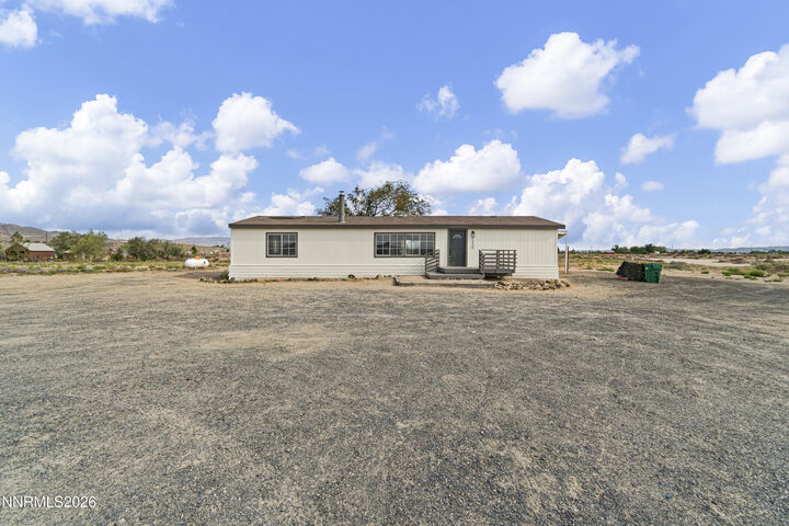 Property Photo: 1230 E Badger Street NV 89429