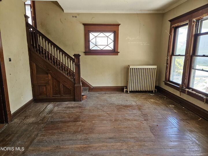 Property Photo:  428 Saint Louis Street  OH 43605 