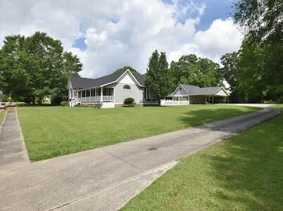 Property Photo: 410 W Michigan Street MS 39470