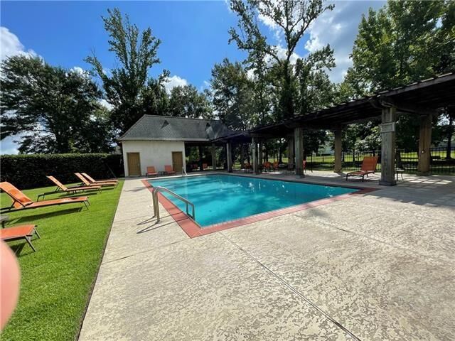 Property Photo: 106 Wood Duck Drive LA 70037