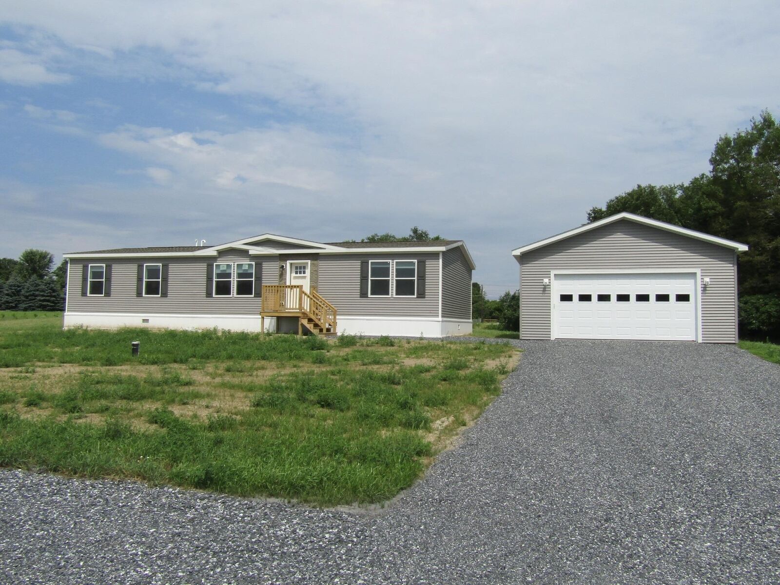 Property Photo:  165 Ladimi Circle  VT 05459 