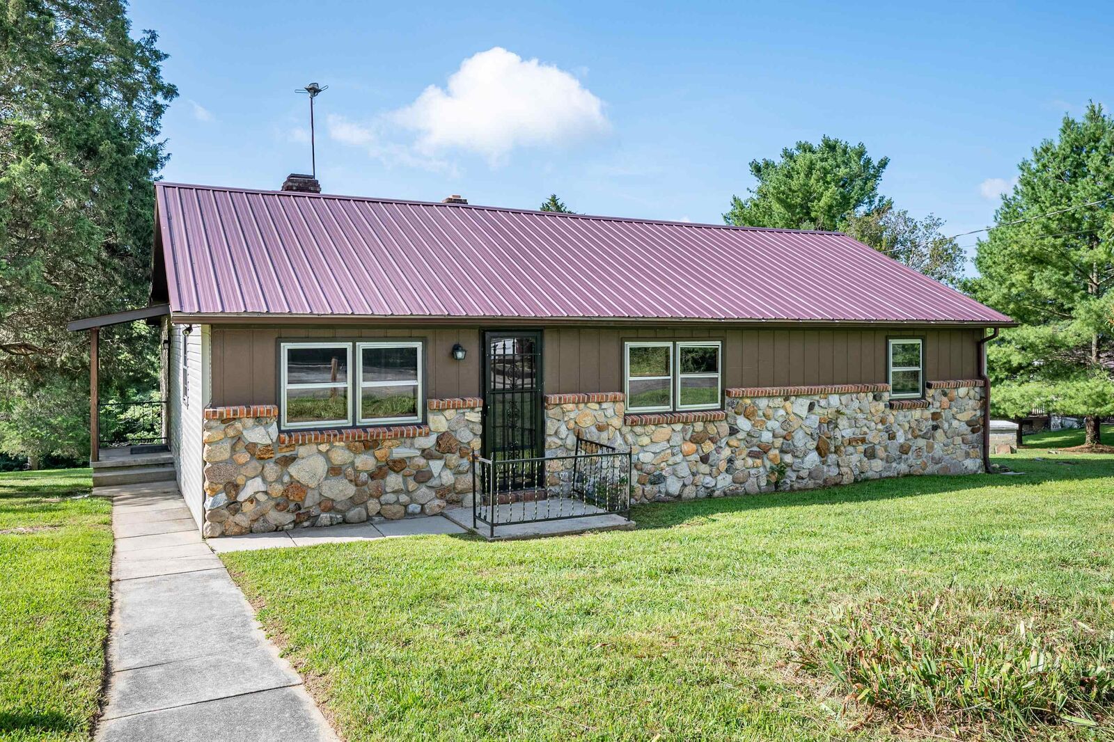 Property Photo:  5870 Lyons Road  VA 24084 