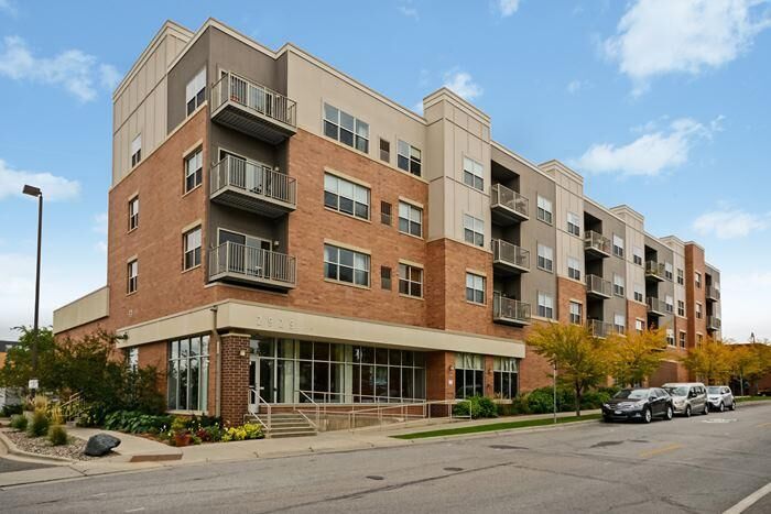 Property Photo:  2929 21st Avenue S 202  MN 55407 