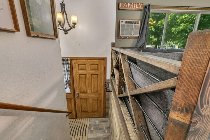 Property Photo:  445 1st Street NE  MN 56368 