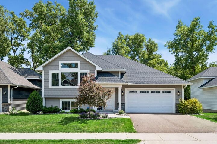 Property Photo:  7225 51st Avenue N  MN 55428 