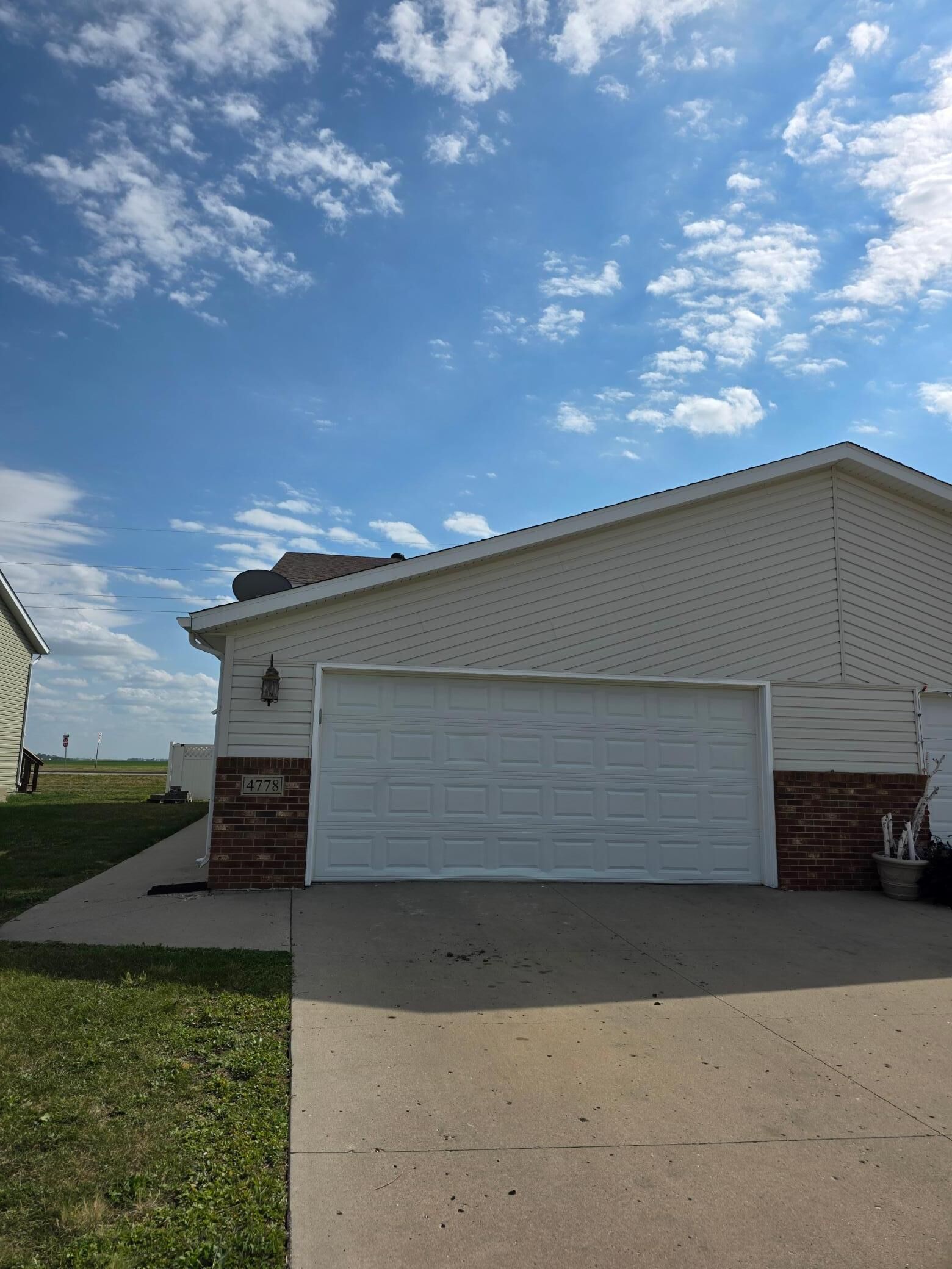 Property Photo: 4778 51st Avenue S ND 58104