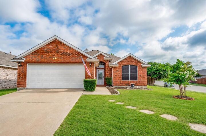 Property Photo:  9300 Chesapeake Lane  TX 75071 