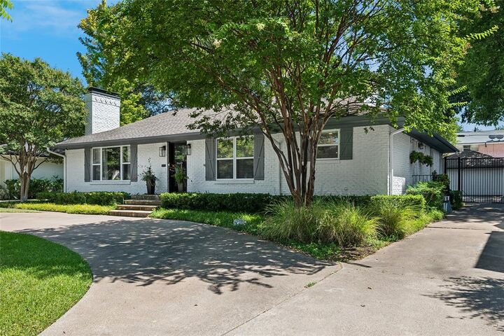 Property Photo: 6236 Del Norte Lane TX 75225