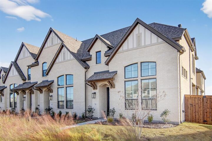 Property Photo: 14521 Walsh Avenue TX 76008