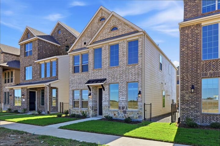 Property Photo:  1566 Lake District Drive  TX 75013 