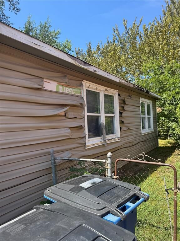 Property Photo: 13 E 44th N Street OK 74105