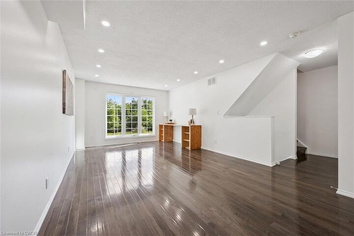 Property Photo: 600 White Elm Boulevard 9 ON N2V 2V2