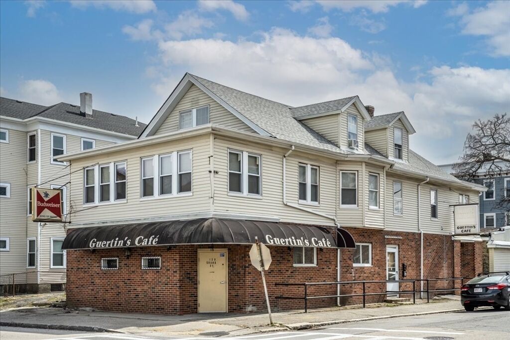Property Photo: 73 Southgate St MA 01603