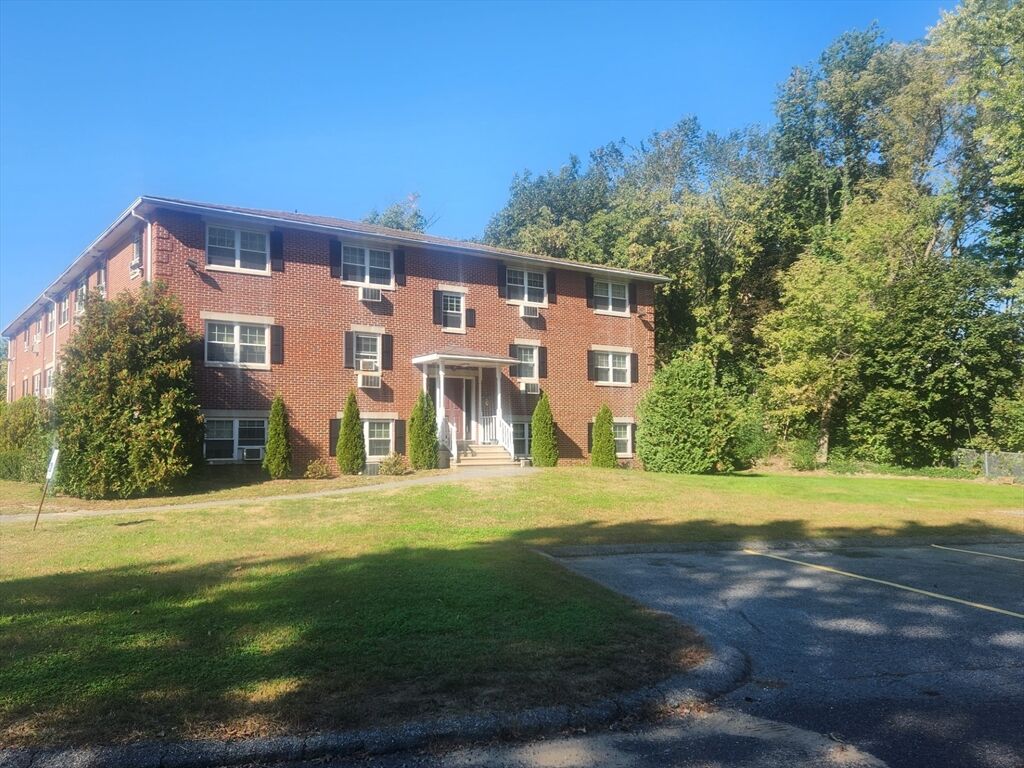 Property Photo: 135 Union Street 16 MA 01453