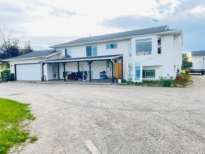 Property Photo: 241017 Range Road 280 AB T2P 2G7