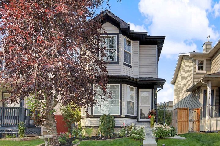 Property Photo: 180 Country Hills Heights NW AB T3K 5G3