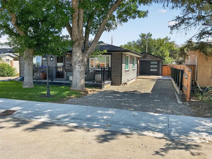 Property Photo: 2209 14 Street AB T1M 1C7